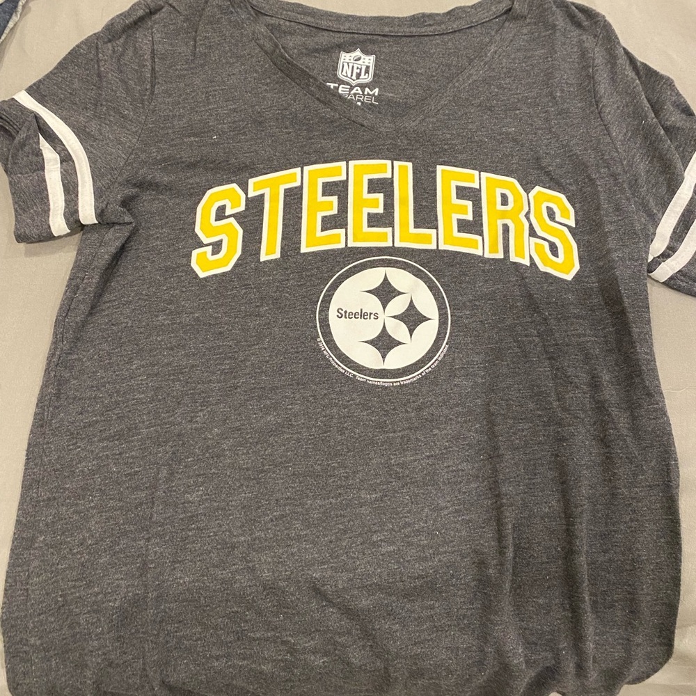 Pittsburgh Steelers women’s shirt